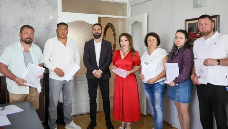 Tamamlanmayan inşaat projeleri nedeniyle Sayın Cumhurbaşkanı Recep Tayyip Erdoğan talimatı ile bütün Türkiye’de inşaat ve emlak firmalarına denetleme sistemi ve ekibi kuruldu.